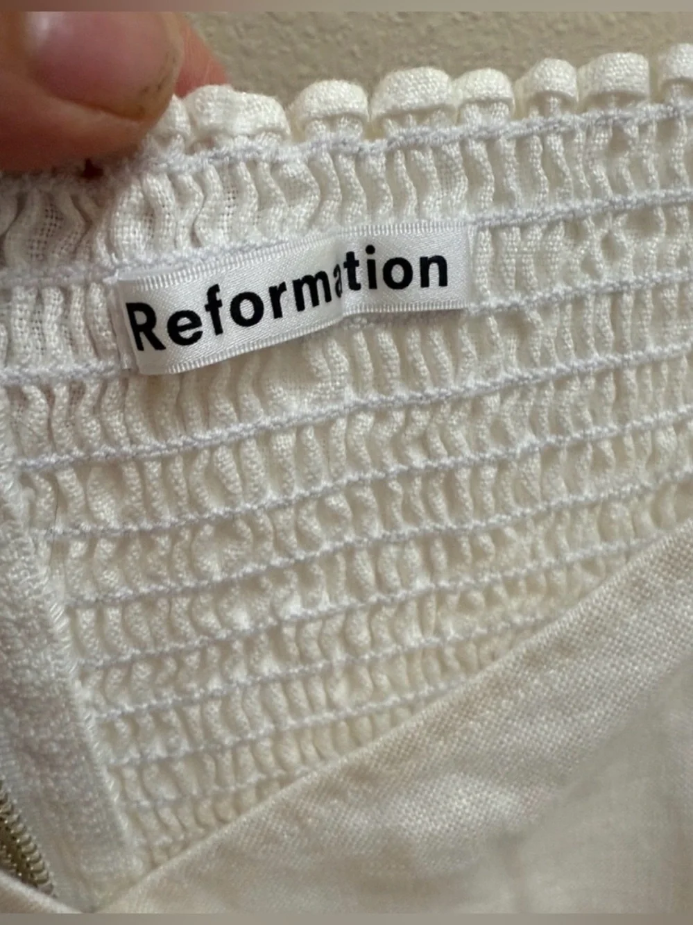 Like new Reformation White Puff Sleeve Wrap Blouse, size 8